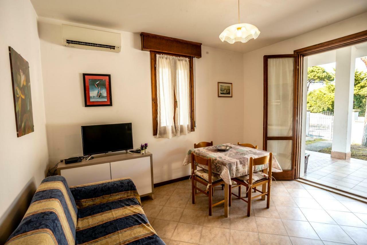 Agenzia Vear - Lido Di Volano Bagian luar foto