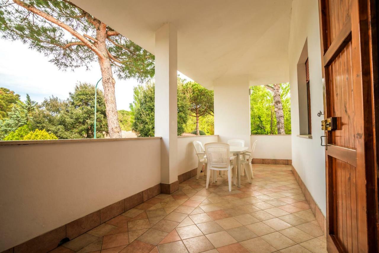 Agenzia Vear - Lido Di Volano Bagian luar foto